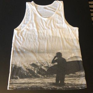 Old navy white tank with surfer